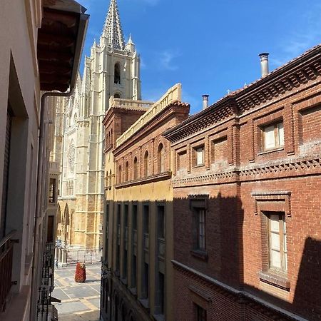 Apartamentos 19 Living Леон Екстериор снимка
