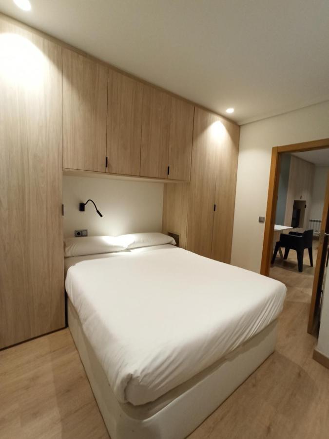 Apartamentos 19 Living Леон Екстериор снимка