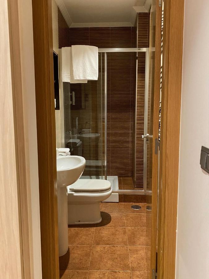 Apartamentos 19 Living Леон Екстериор снимка