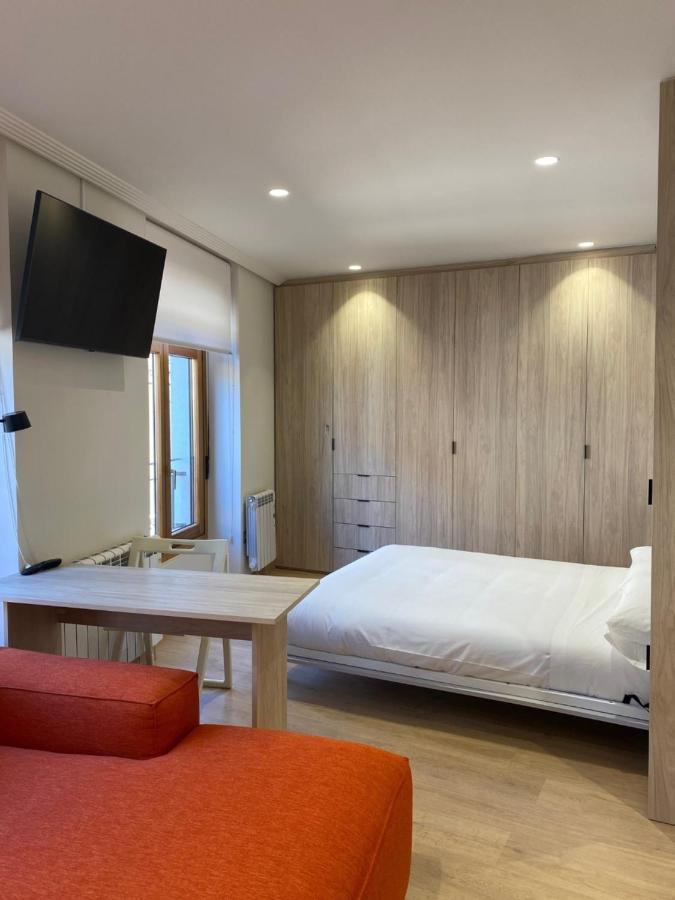 Apartamentos 19 Living Леон Екстериор снимка