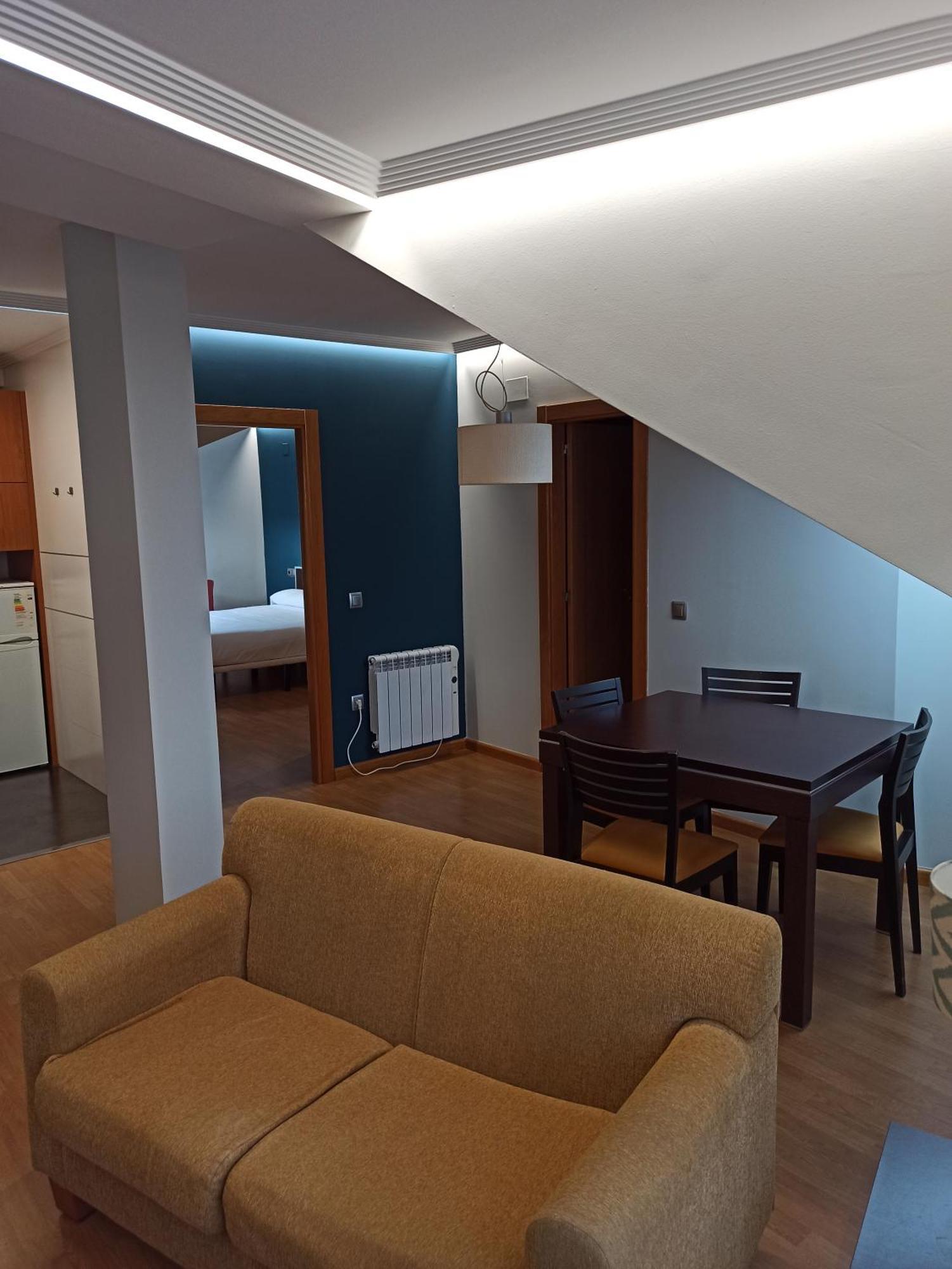 Apartamentos 19 Living Леон Екстериор снимка