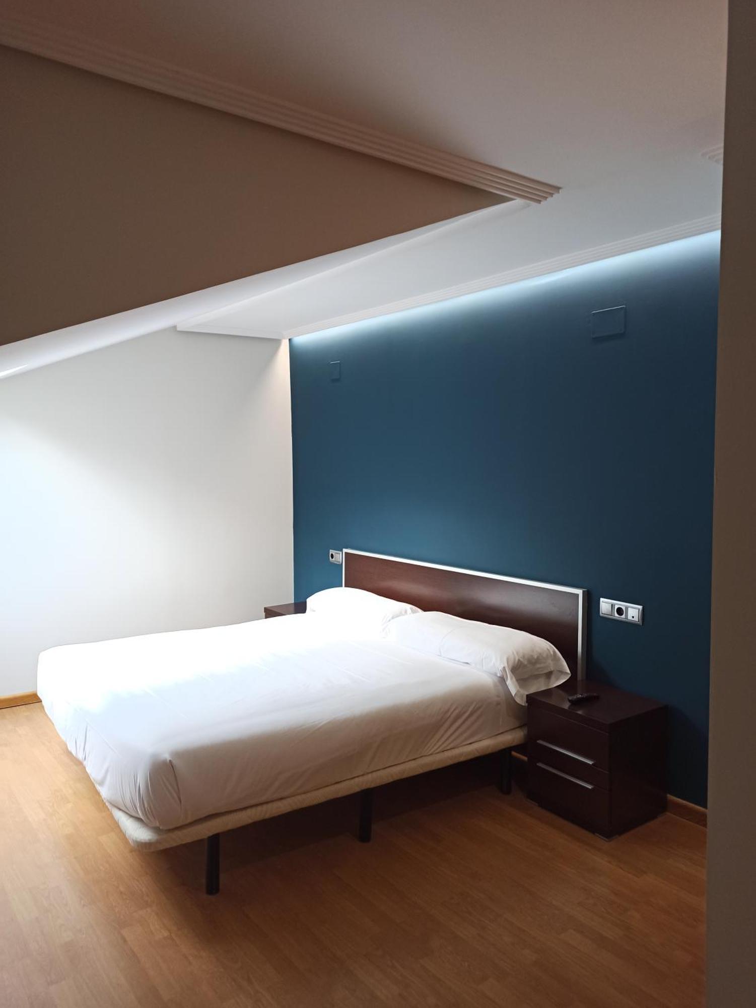 Apartamentos 19 Living Леон Екстериор снимка